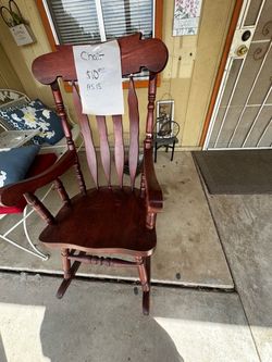 Rocking chair