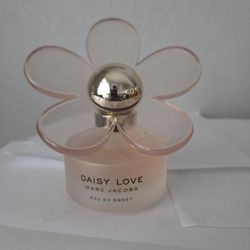 MARC JACOBS DAISY LOVE EAU SO SWEET 1.7OZ /50ML,  NEW AS PICTURED