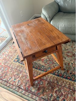 End table with drawer