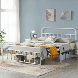 Classic Iron Platform Bed with High Headboard and Footboard, Strong Metal-Framed Bed with Storage White