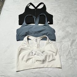 3 pieces size 1X.  !