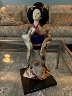 Vintage Geisha Doll