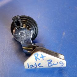 Vw Bug 68 On Rt Side Vent Latch