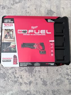 Milwaukee M18 FUEL18V Lithium-Ion Brushless Cordless SAWZALL Reciprocating Saw with PACKOUT Tool-Box, (1) 5.0 Battery, and Charger