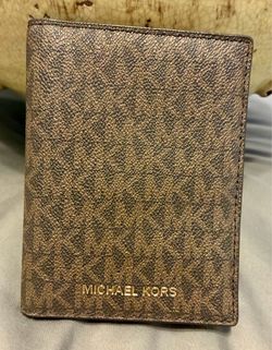 Brand New Michael Kors Jet Set Travel Passport Wallet - Brown Monogram