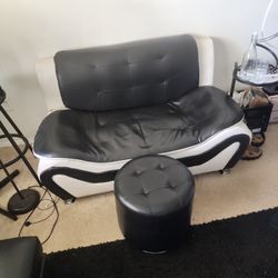 Montenegro loveseats 