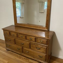 VINTAGE “CAL-SHOPS” SOLID WOOD 10DR DRESSER W/ MIRROR (62”W X 19”D X 71”H) (QUALITY WELL MADE PIECE OF FURNITURE)