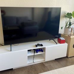 TV stand (+TV) For Sale! 
