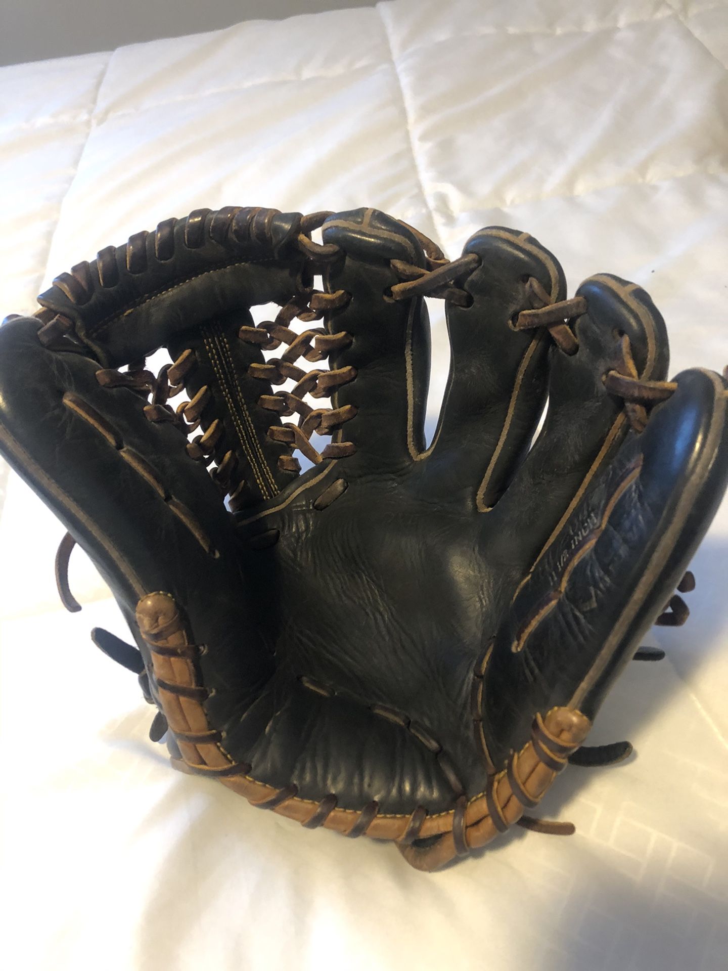 Rawlings Heart Of The Hide Infield Glove