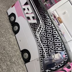 Rainbow High Tour Bus