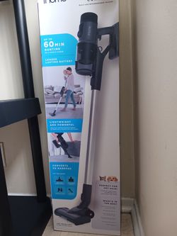 iHome Stick Vac SV2 Lightweight Cordless Vacuum Cleaner - Brand New!