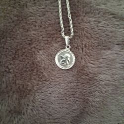 14k Gold Chain W Charub Medallion