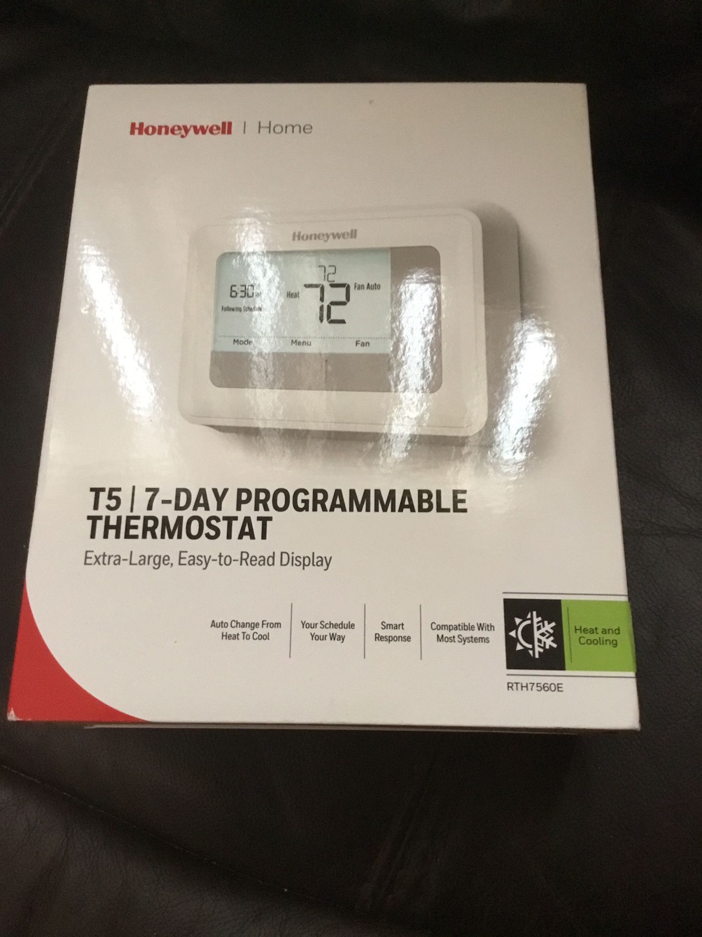 Honeywell t5/ 7 Day programmable thermostat, extra large easy to read