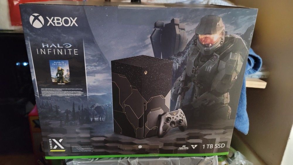 Halo Xbox series X ! Limited edition Only 50k worldwide!