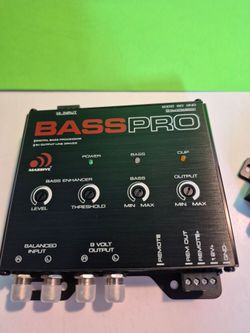 MASSIVE AUDIO DIGITAL BASS PROCESSOR WITH 9V LINEDRIVE OUTPUT