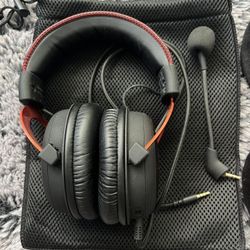 Title: 🎧 HyperX Cloud II Gaming Headset – Detachable Mic, USB Control, Extra Pads