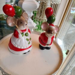 Mr. Mrs. Santa Claus Mice with Balloons 4" Mouse Holiday Decor Christmas vintage 