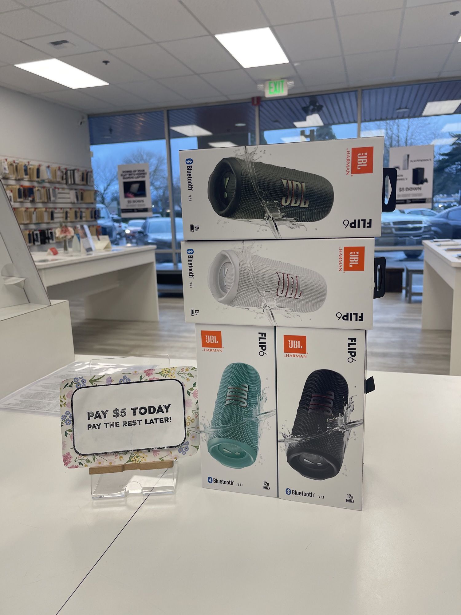 JBL Flip 6 Bluetooth Speaker New