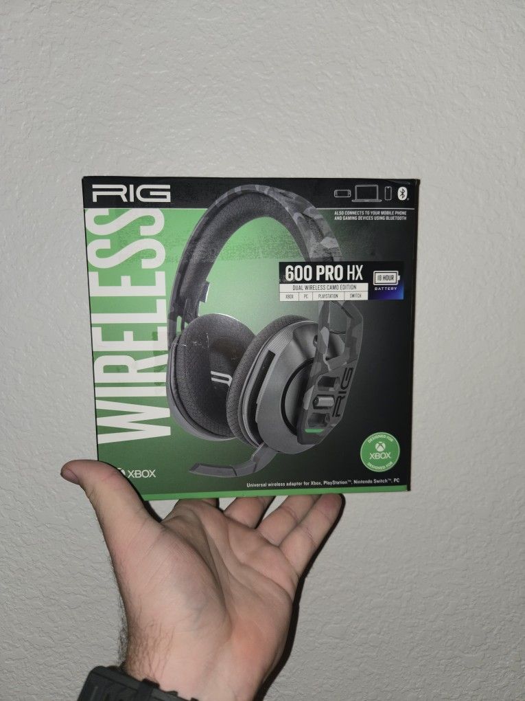 RIG 600 PRO HX Dual Wireless Gaming Headset with Bluetooth for Xbox Series X/S, PlayStation 4/5, Nintendo Switch and PC - Black