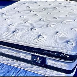 🛏️ QUEEN Serta Perfect Sleeper Luxury Mattress – Like New! $150| Delivery Available 🚚