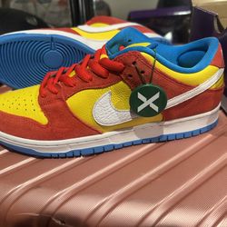 NIKE DUNK LOW SB BARTS  SIMPSON
