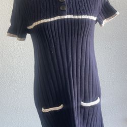 Banana Republic Dress Womens Size Medium Stretch Fit Flare Knit Navy   Knitted dress stretch. Knees length  100% Cotton Pull on  Round neck  3 Buttons