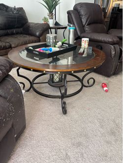 Matching coffee & end table