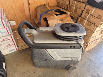 Cleaning machine