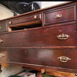 $100 ANTIQUE DESK/DRESSER WITH ALL DRAWERS  CASTER WHEELS 