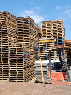 Wood Pallets