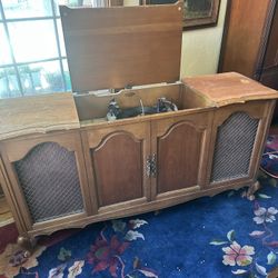 Free 1963 Sears Record Player