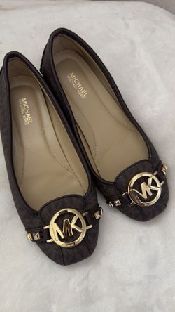 Michael Kors Flat Size 5