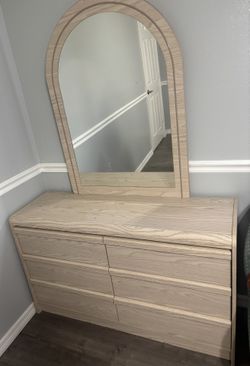 Mirror + Dresser Set