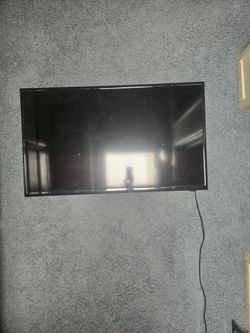 Insignia Flat Screen LED TV Black no Remote