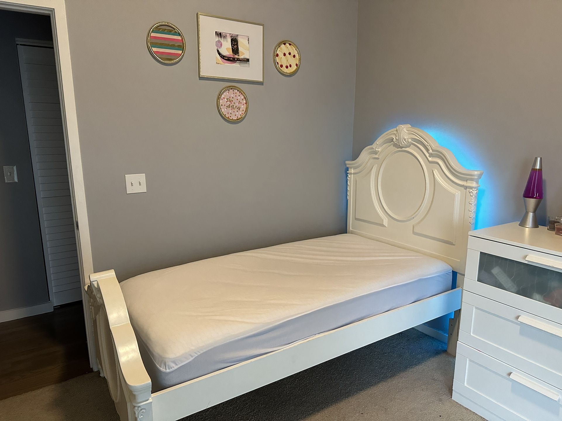 Teen Bed With Mattress 