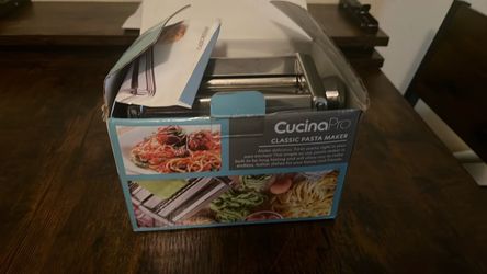 Pasta maker