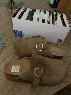 Dolce Vite Mules