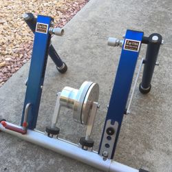 1up-usa Bike Trainer