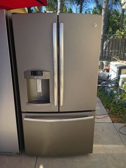 675 GE refrigerated comes with 6 month warranty delivery is available