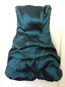 Cache party dress for homecoming, formal, holidays