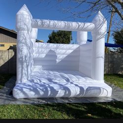 White Large Bounce House With Blower