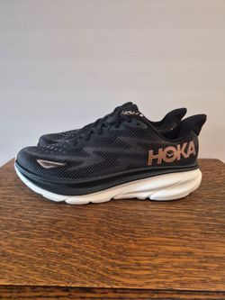 Hoka One One Clifton 9 Athletic Running Shoes 
Women's Size US 11B