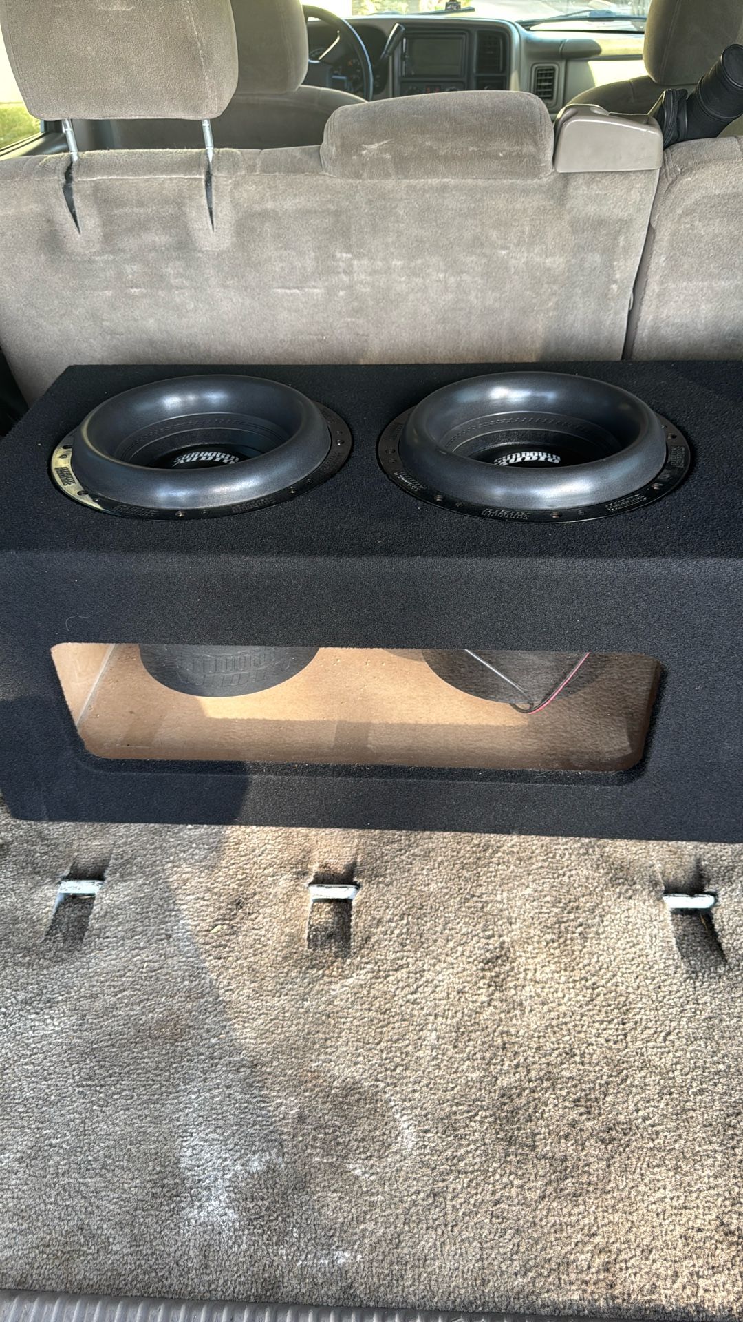 2 Sundown Xv3 12s With Custom Box