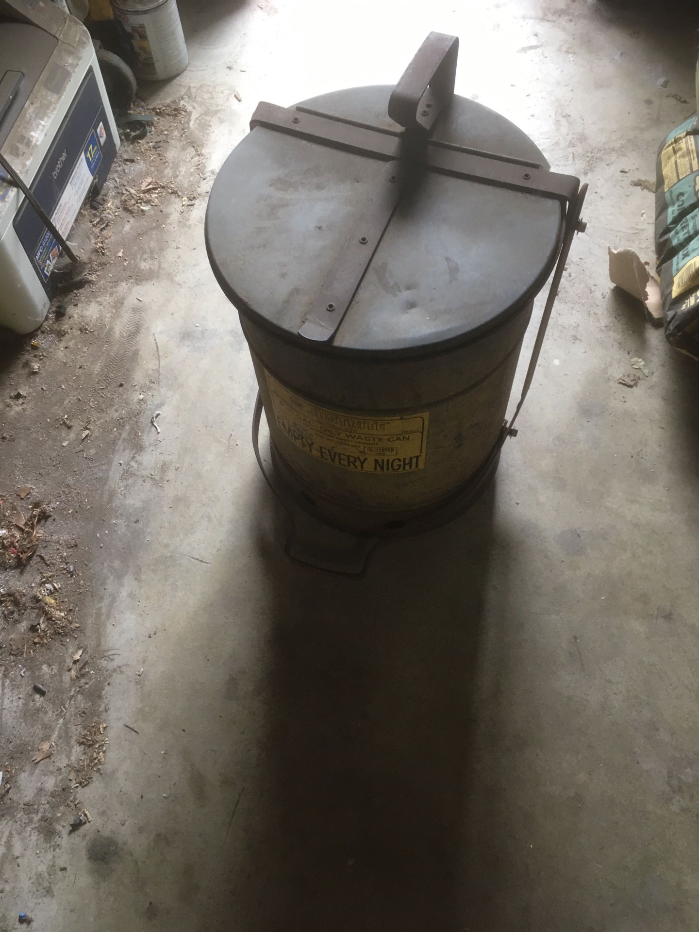 safety can for oily rags oil rag