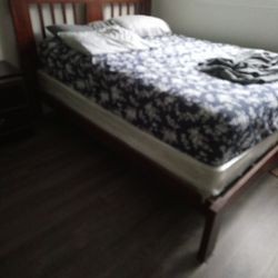 Queen Mattress and Boxspring