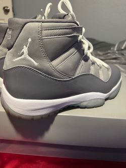 Jordan 11 cool gray size 10