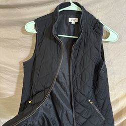Puffer Vest. Size Small 