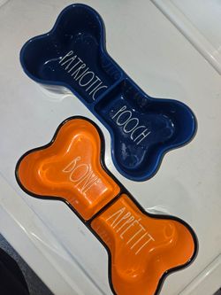 Rae Dunn Bone-Shaped Dog Treat Dishes Set of 2