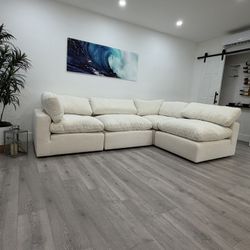 FREE DELIVERY NEW IN BOX MODULAR CLOUD CREAM SECTIONAL GRANT NIXON 