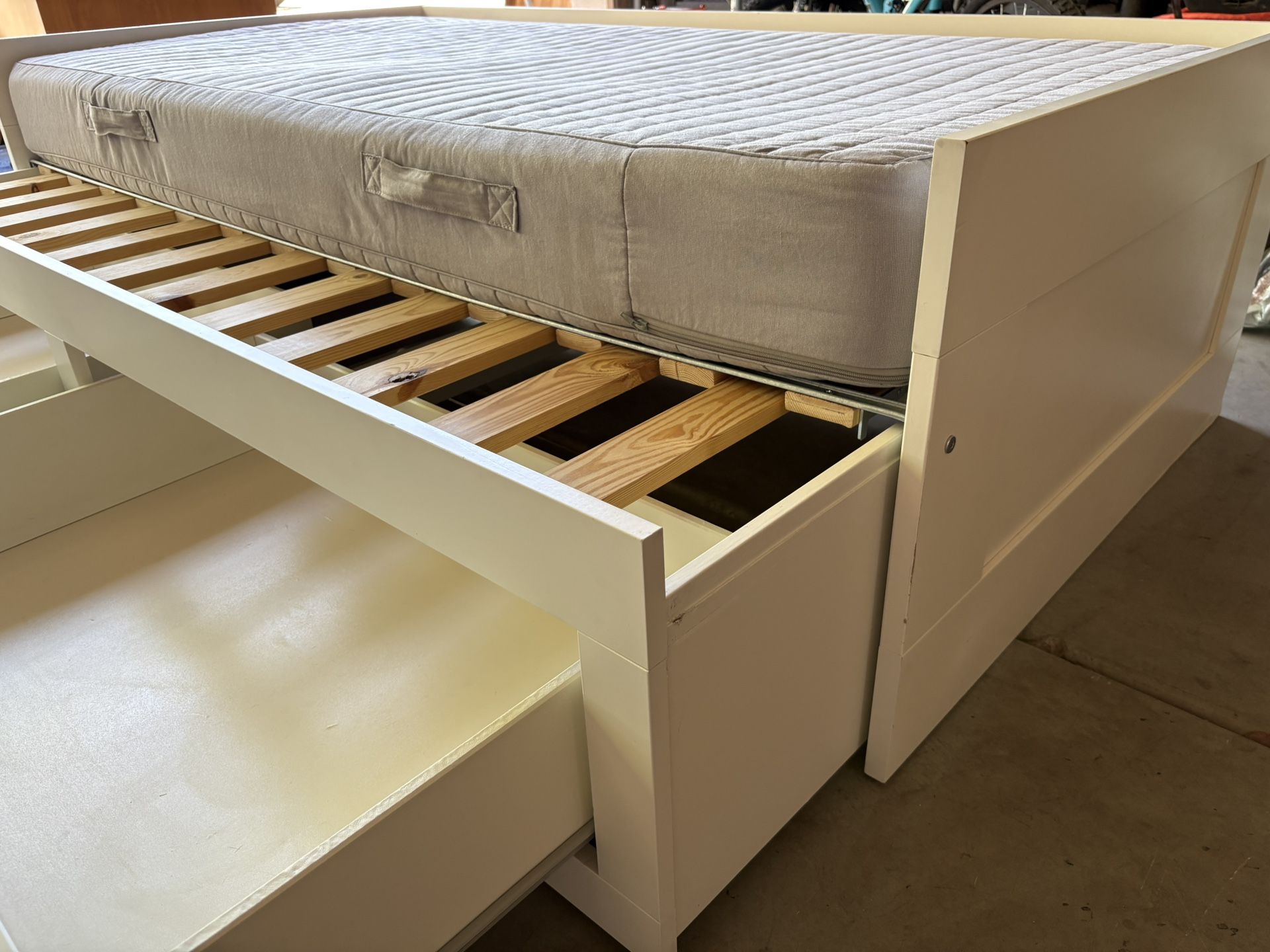 Twin Bed with Drawers